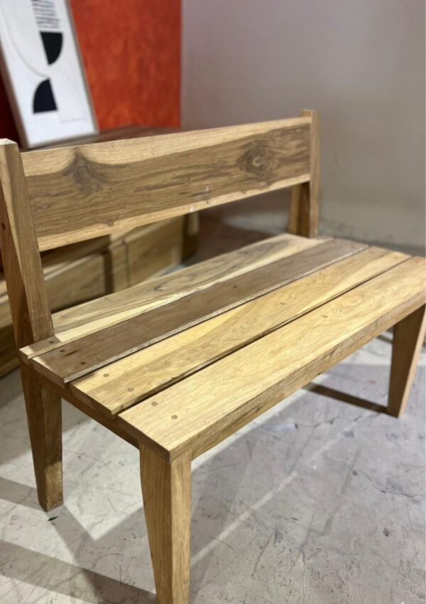 Banco Petiribi 100Cm — $130.000
