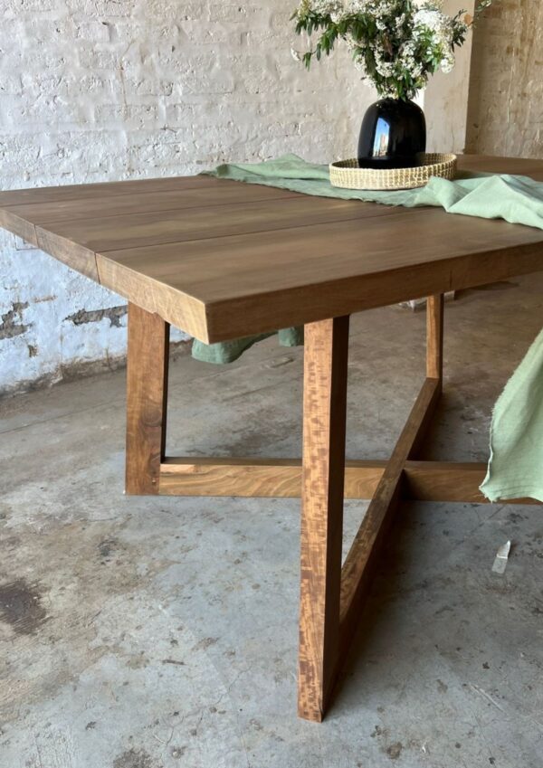 Mesa Belgrano